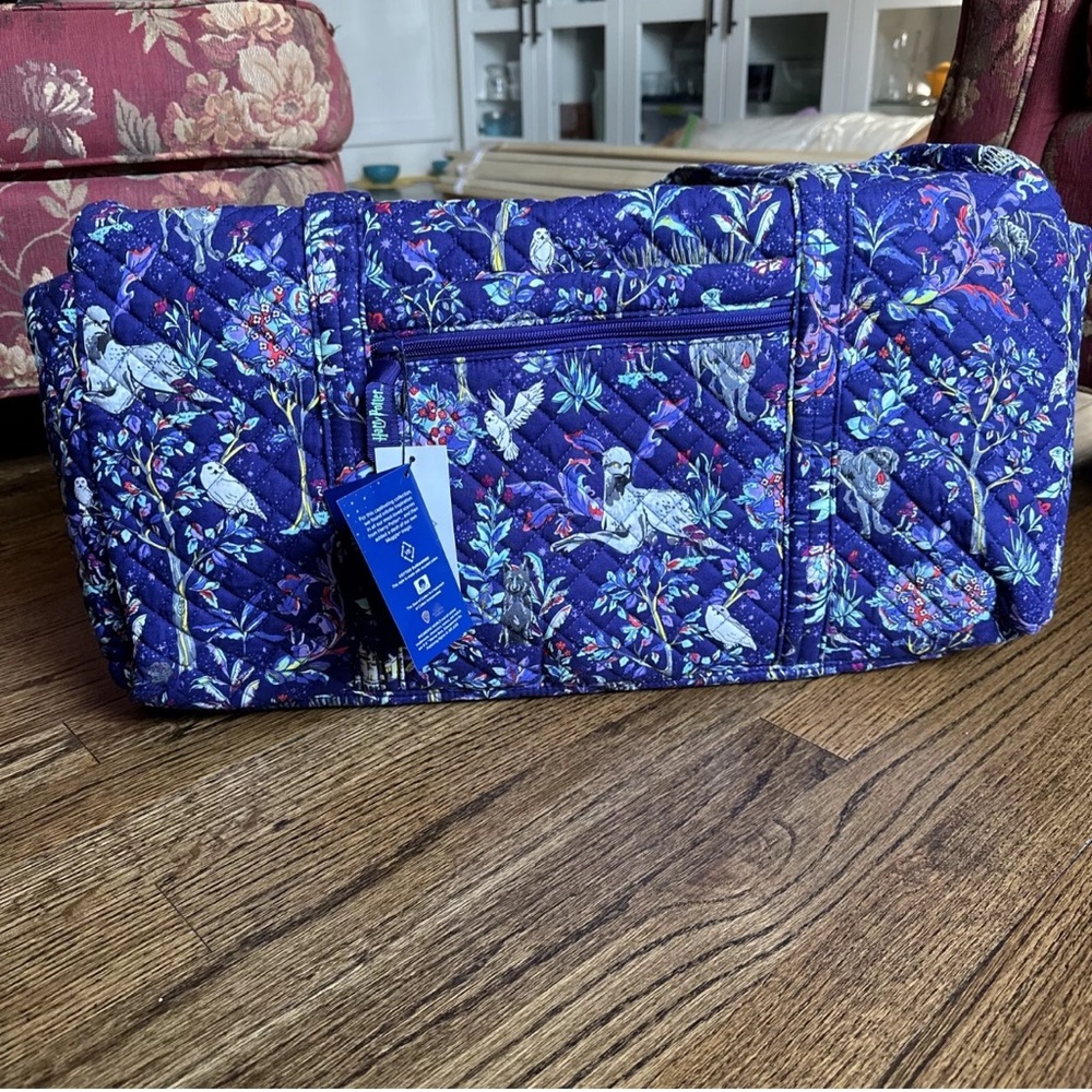 VERA BRADLEY HARRY POTTER LARGE TRAVEL DUFFEL BAG:NWT FORBIDDEN FOREST